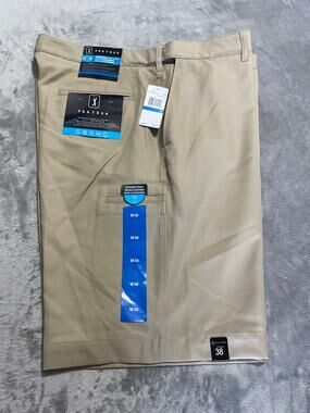 PGA TOUR Golf Shorts Men’s 38 Chincilla Performance Stretch NWT